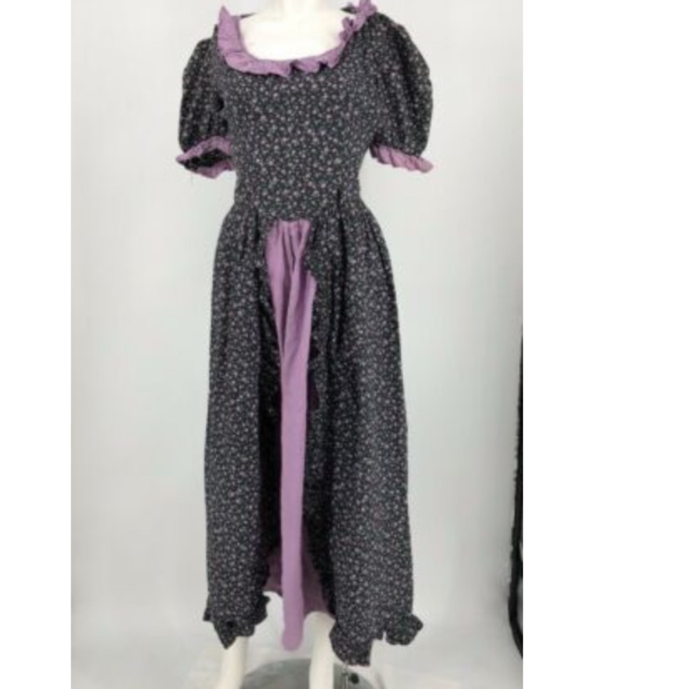 1800s Floral Puff Sleeve Purple Dress